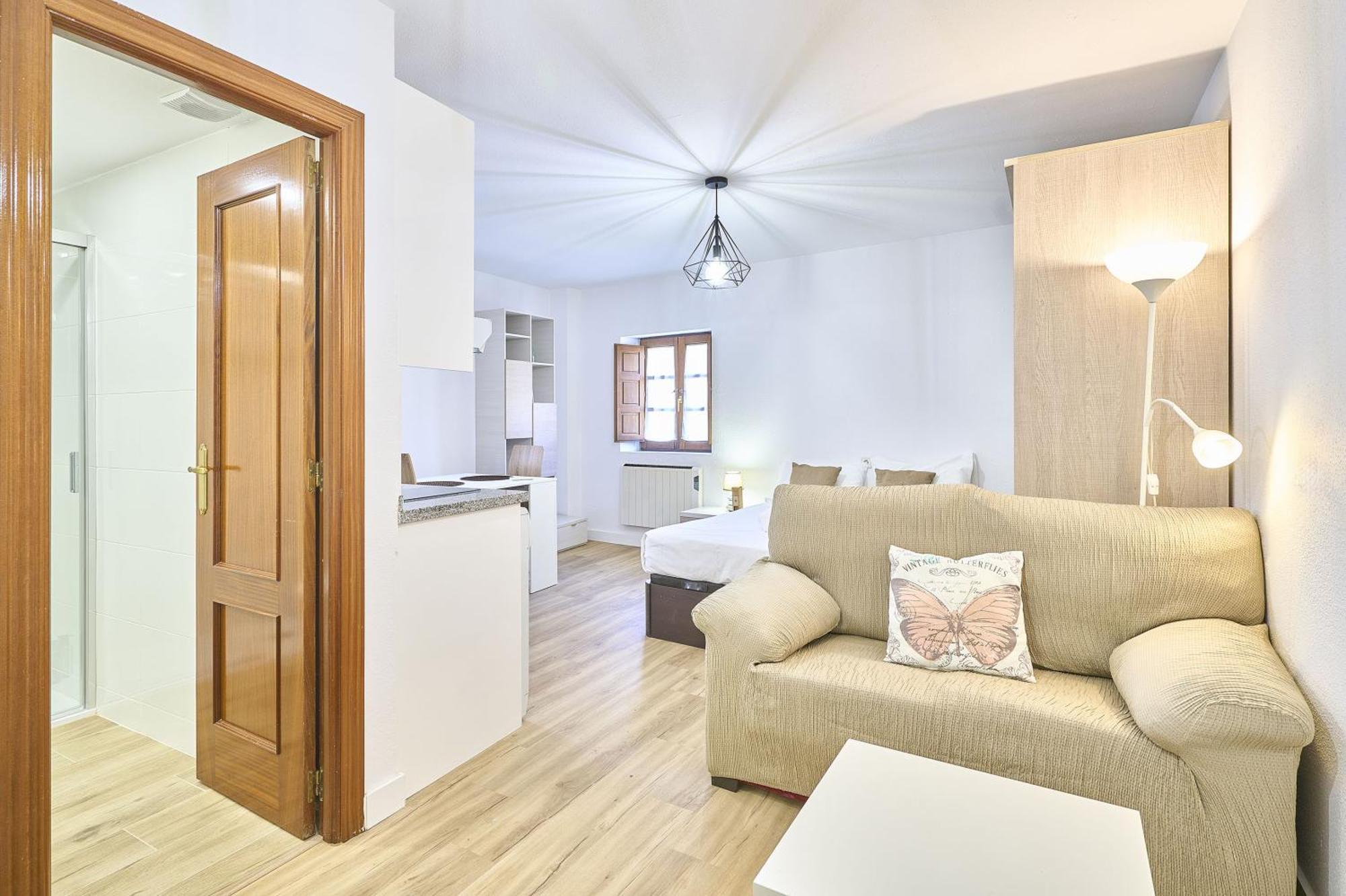 Traviesa 22 By Keyhom Apartment Salamanca Exterior foto